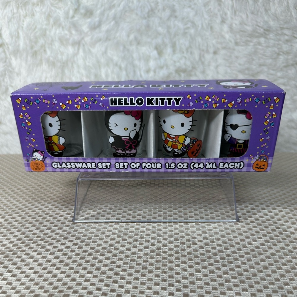 Hello Kitty Halloween Glassware Set - Purple and White